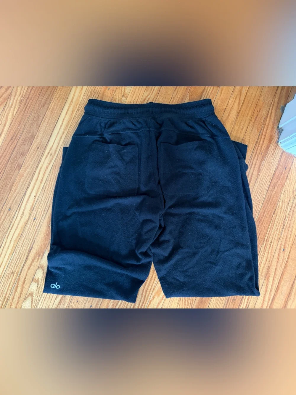 Alo yoga soho sweatpant size small black